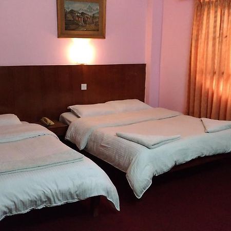 Tasi Dhargey Inn Kathmandu Esterno foto