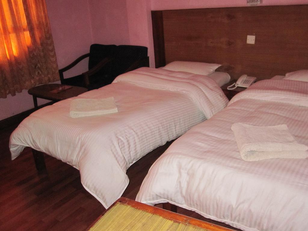 Tasi Dhargey Inn Kathmandu Esterno foto