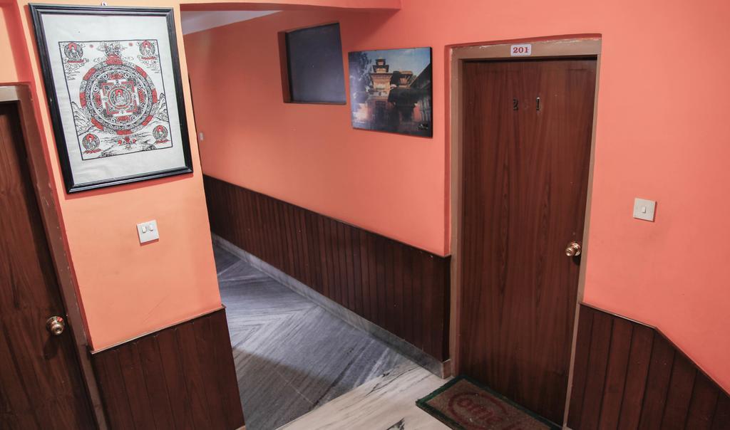 Tasi Dhargey Inn Kathmandu Esterno foto